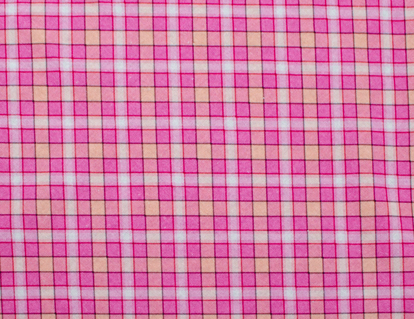 Plaid pink (095)