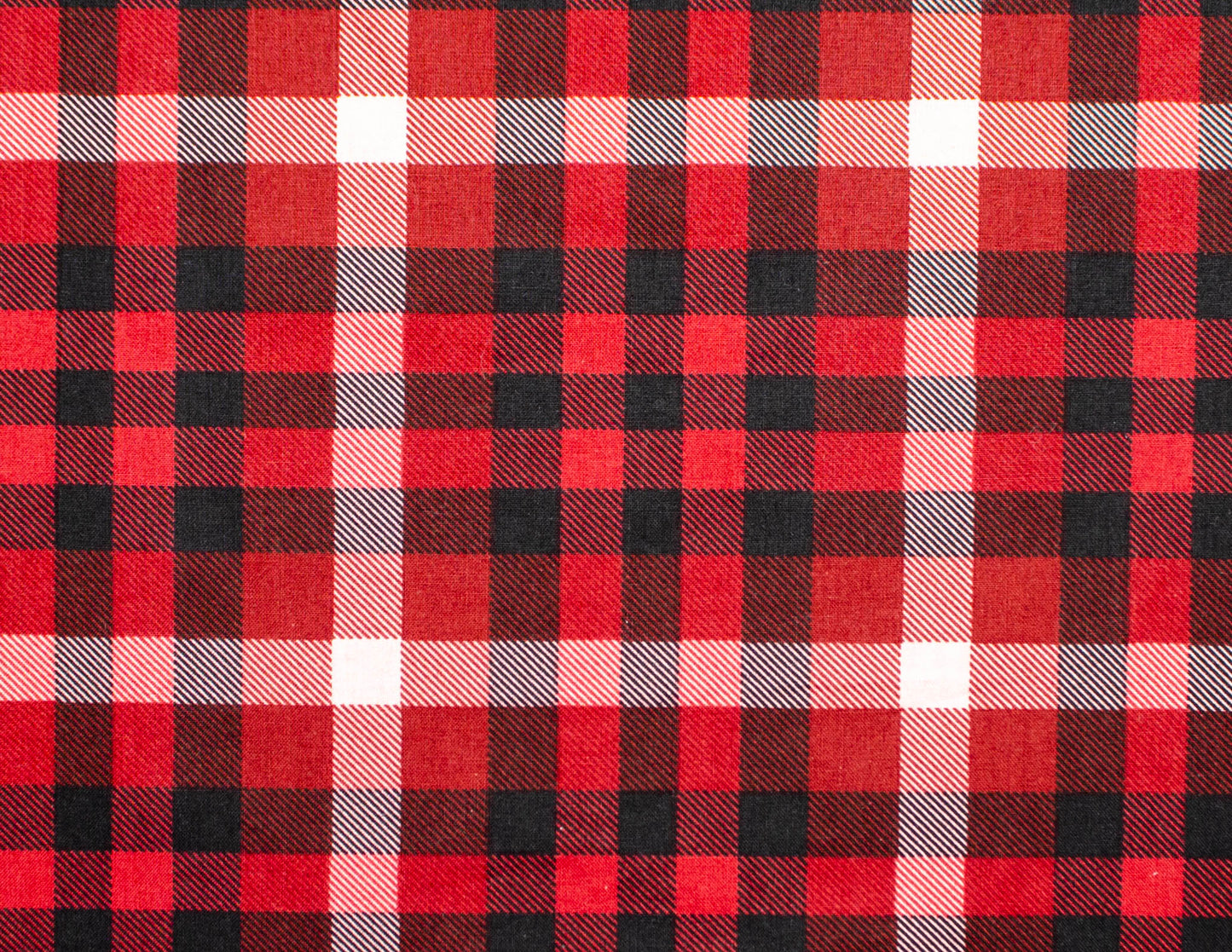 Red and black plaid (193)